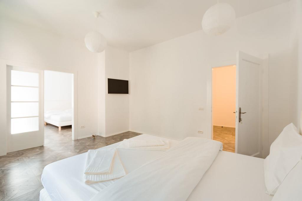 M&F Apartment Брашов Экстерьер фото