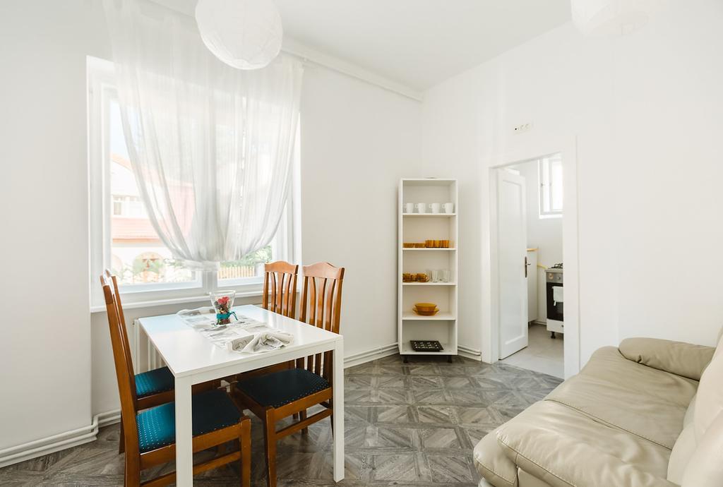 M&F Apartment Брашов Экстерьер фото